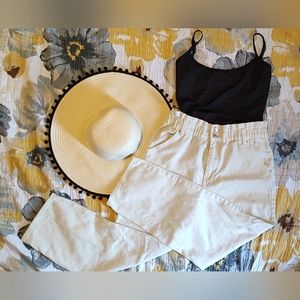 Forever 21 Paperbag Wide Leg Crop Jean, Size Large L, Off White Color